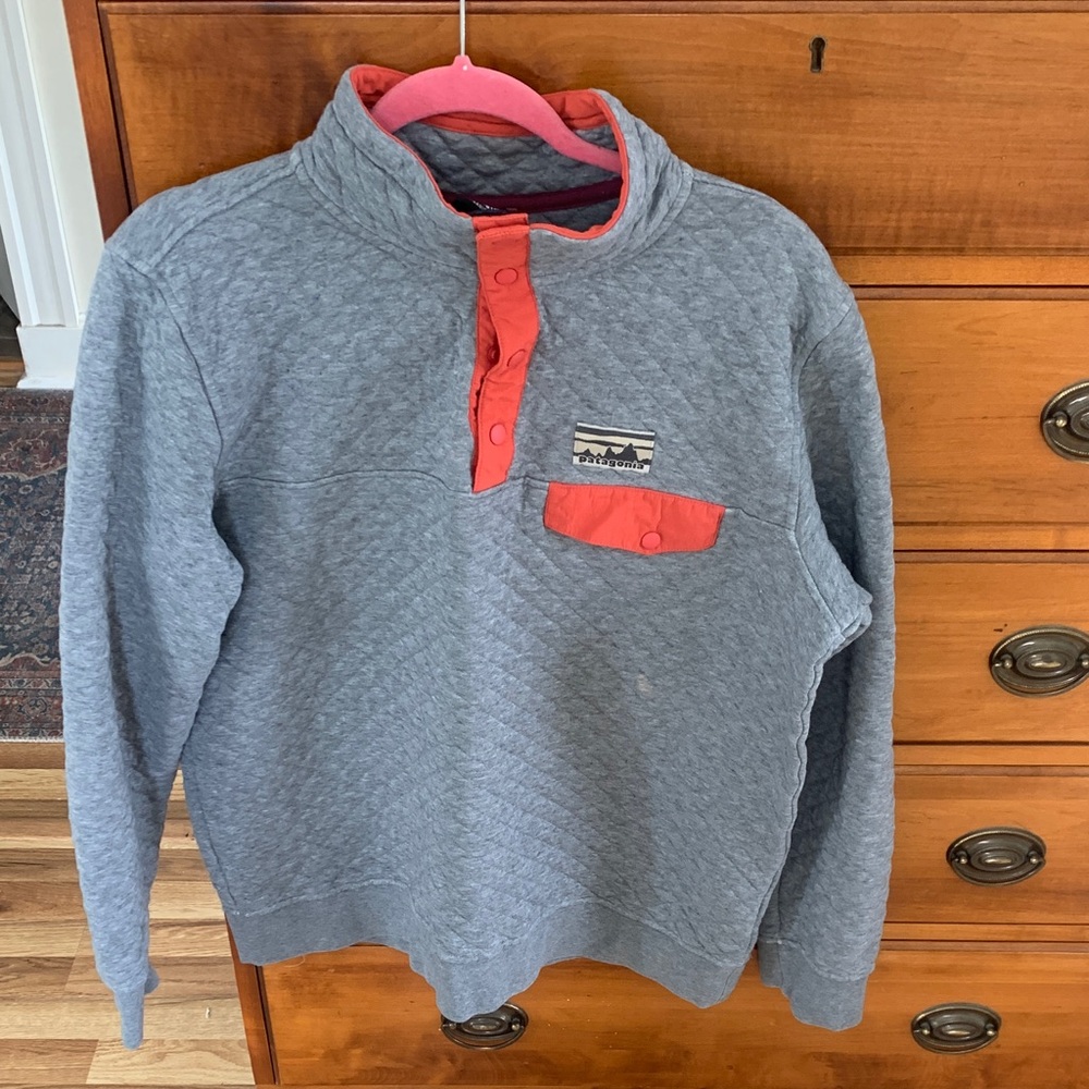 Gray and Red/Orange Patagonia Women’s Quilted Pullover